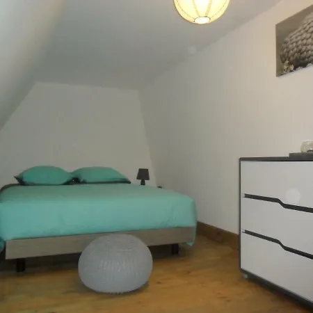 Le Village Des Glycines