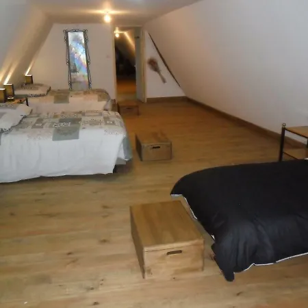 Le Village Des Glycines Maison d'hôtes *