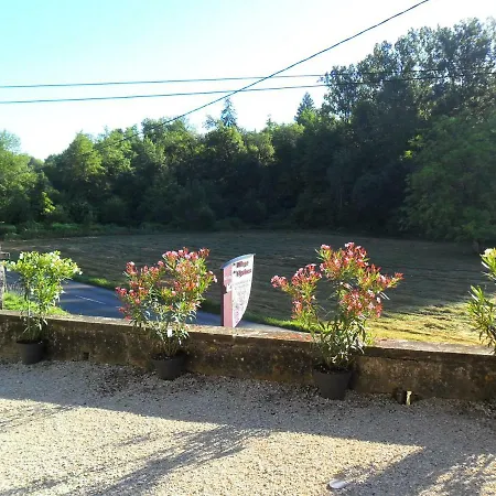 Le Village Des Glycines *